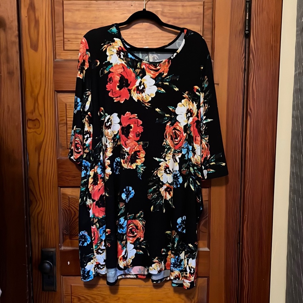 Floral long top size 1XL